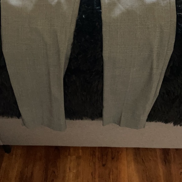 Zara pants - Picture 2 of 5